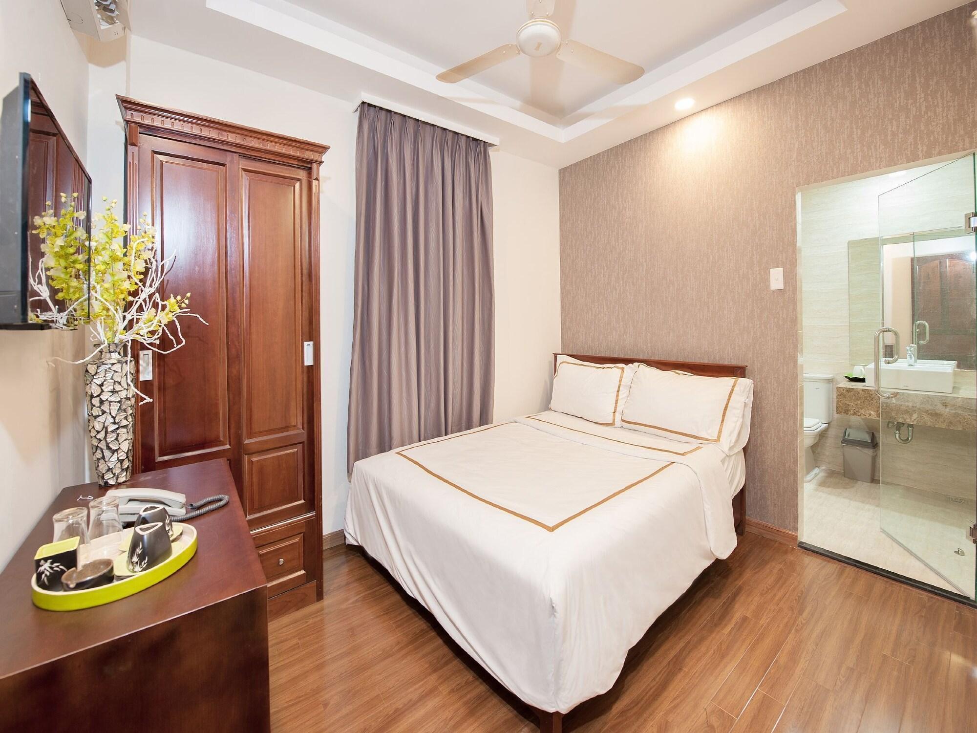 Lan Anh Hotel Ho Chi Minh City Exterior photo